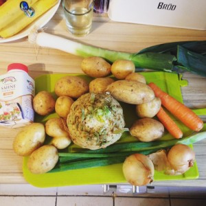Kartoffelsuppe-zutaten