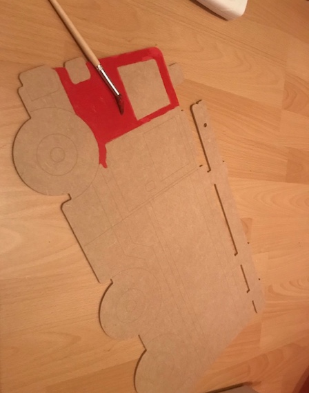 feuerwehr faedelbrett DIY Acrylfarbe rot